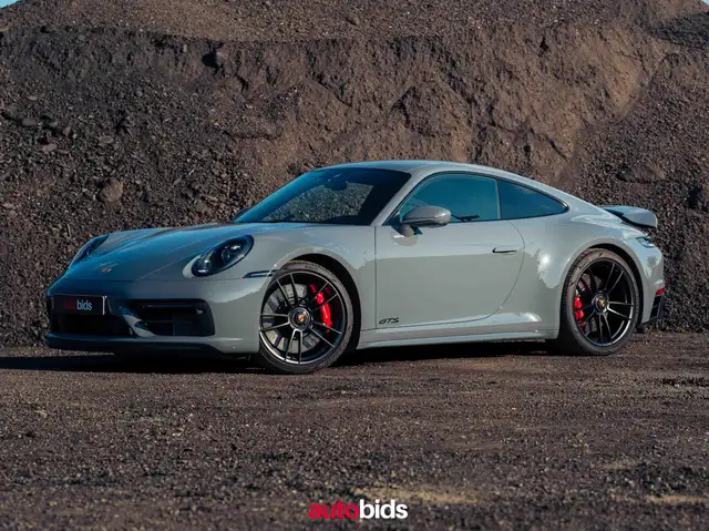 Porsche 992