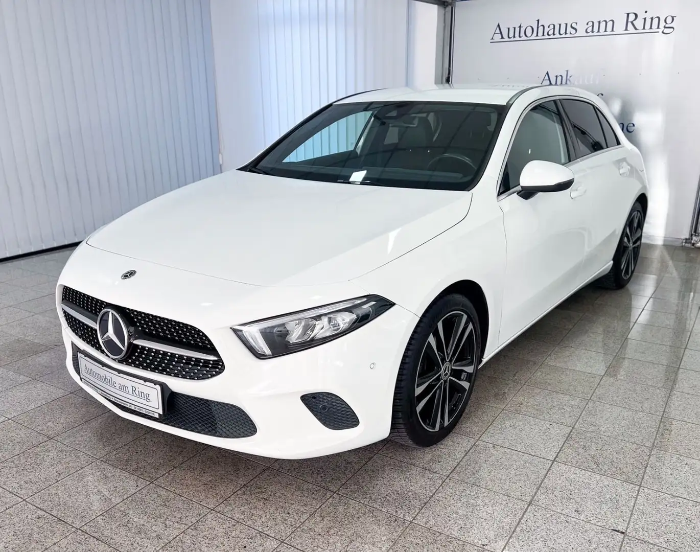 Mercedes-Benz A 180 A180 Edition19 LED Kamera Sitzh. Widescreen PDC! Bianco - 2