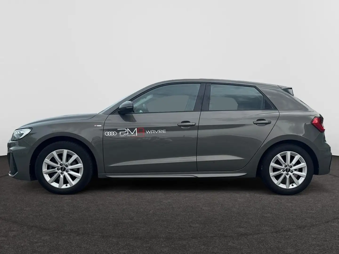 Audi A1 Sportback Audi A1 Sportback Business Edition S lin Grijs - 2