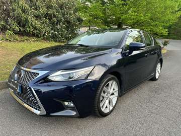 CT 2017 1.8 hybrid Executive cvt