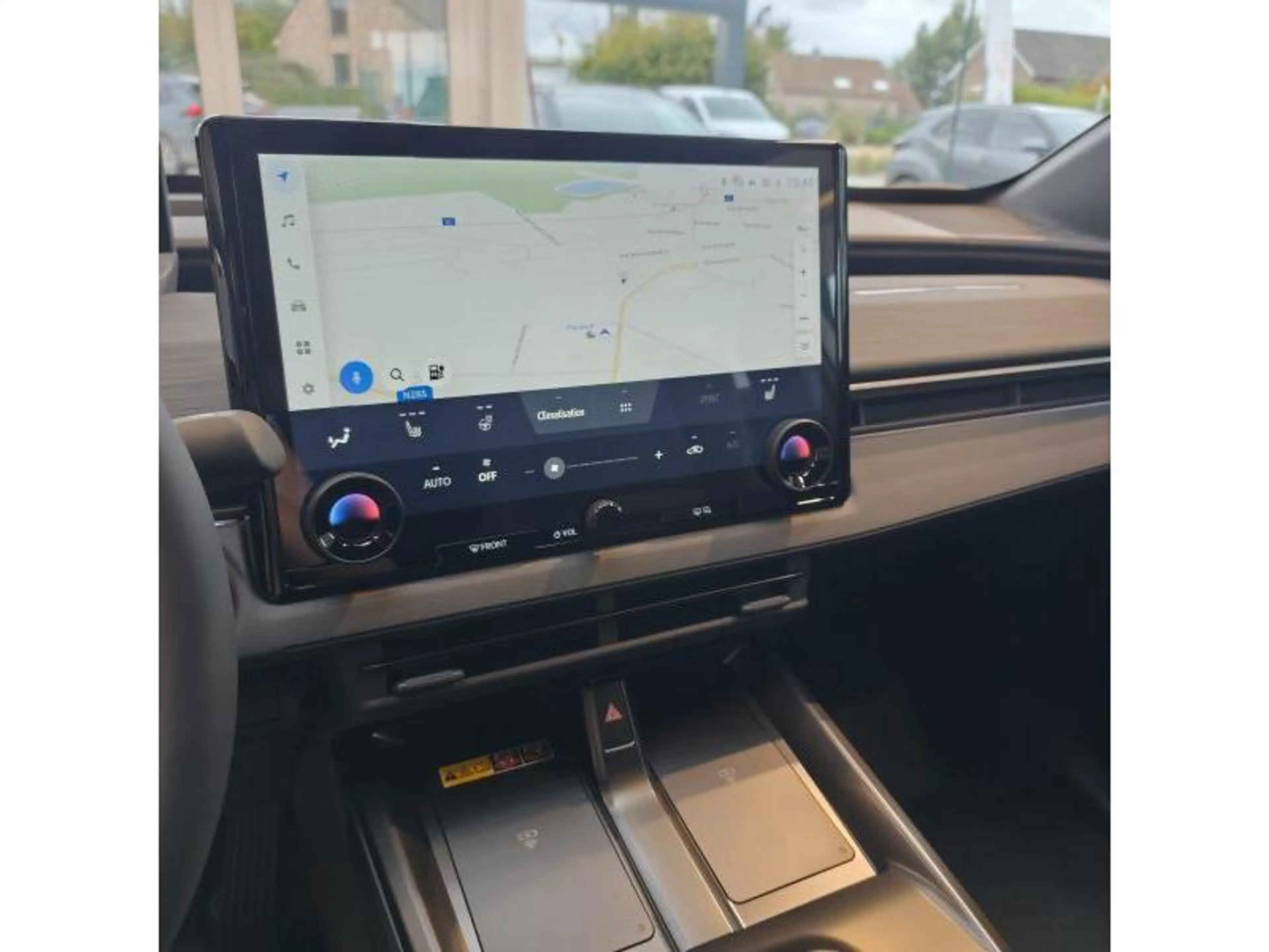 Toyota C-HR Business — photo 14