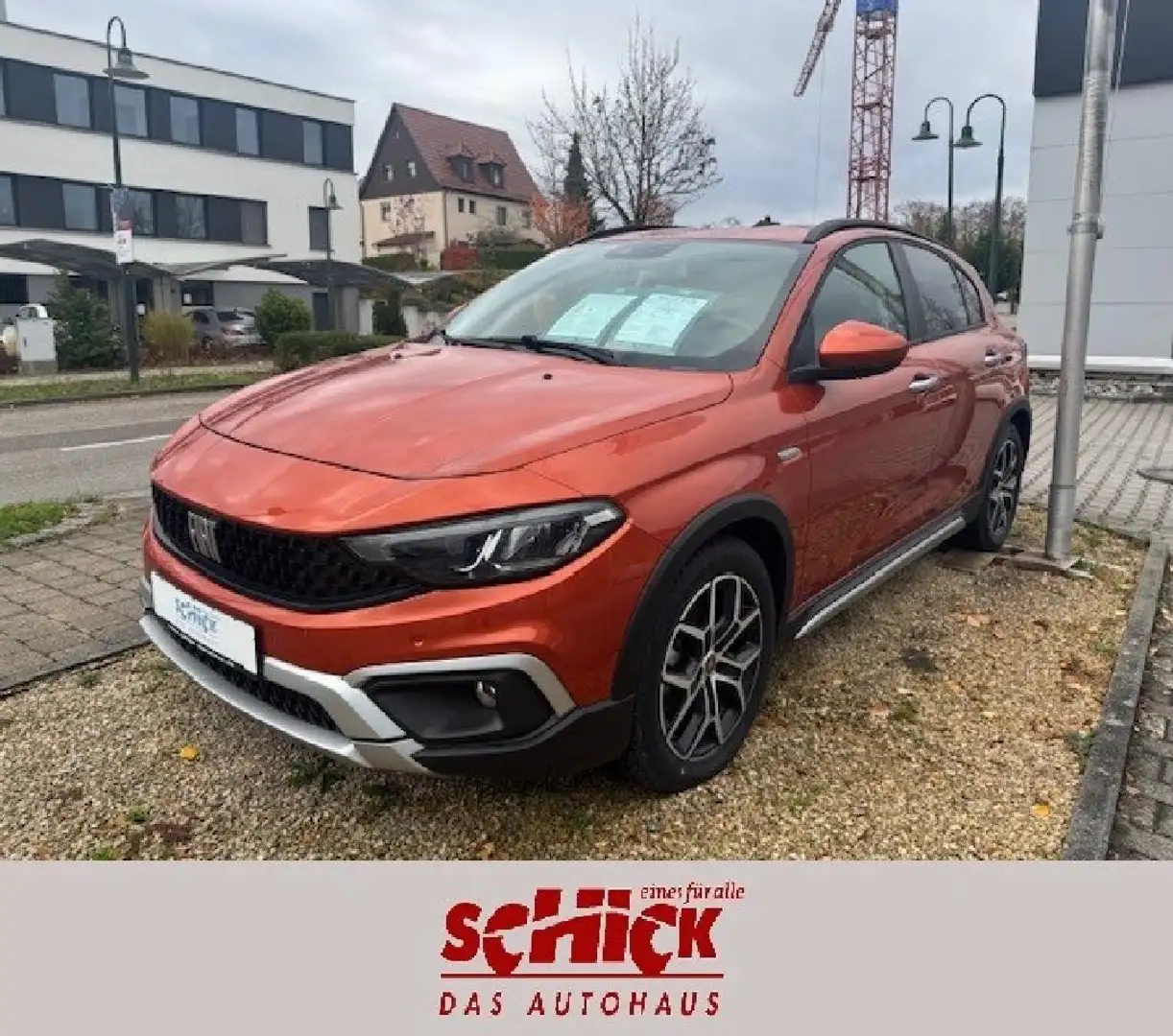 Fiat Tipo Tipo 1.5 GSE Cross Hybrid HB Orange - 1