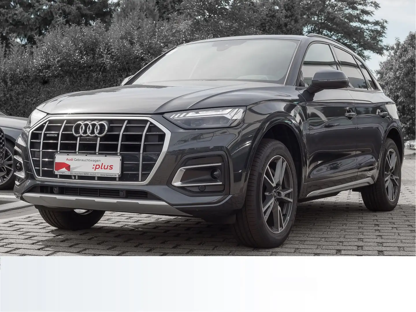 Audi Q5 45 TFSI Q RAUTE MATRIX PANO 360 AHK Grau - 2