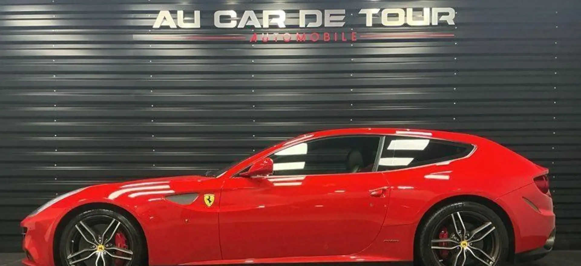 Ferrari FF 6.3 V12 660 Ch Rojo - 2