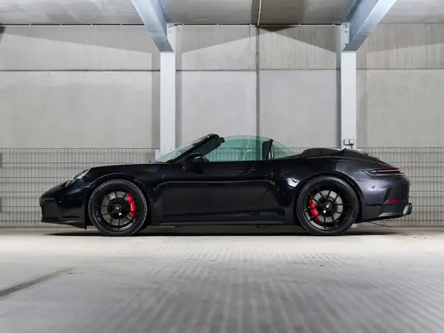 Porsche 911 Carrera GTS Cabriolet Ansicht 6