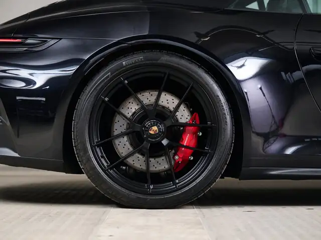 Porsche 911 Carrera GTS Cabriolet Ansicht 8