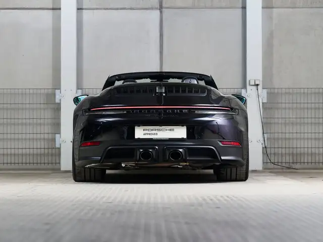 Porsche 911 Carrera GTS Cabriolet Ansicht 4