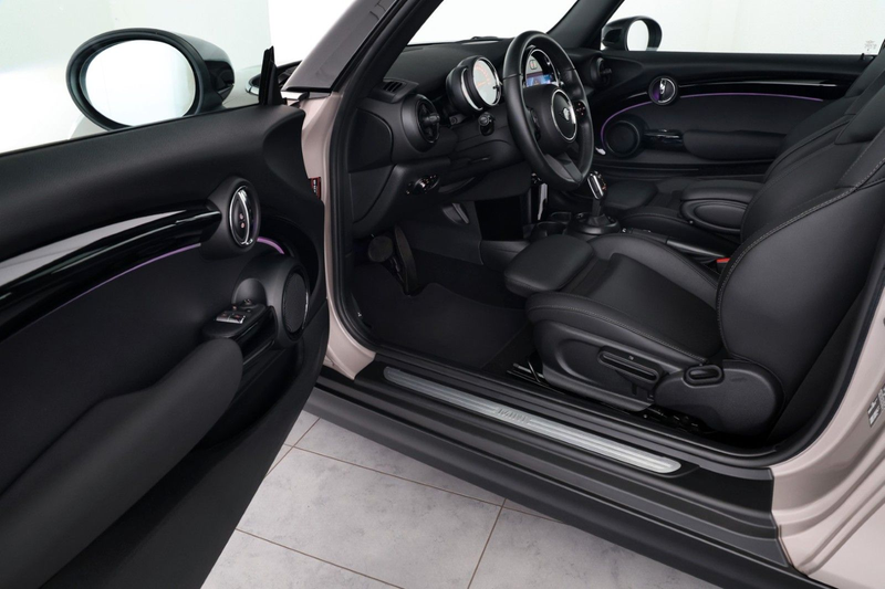MINI Cooper DKG Classic Trim 3-Türer PANO Apple 17" — photo 15