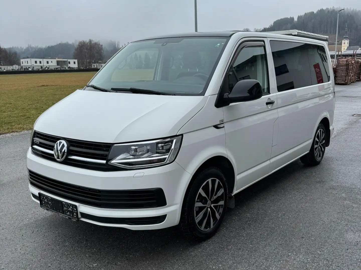 Volkswagen T6 Multivan Multivan Trendline 2,0 TDI 4Motion BMT DSG Weiß - 1