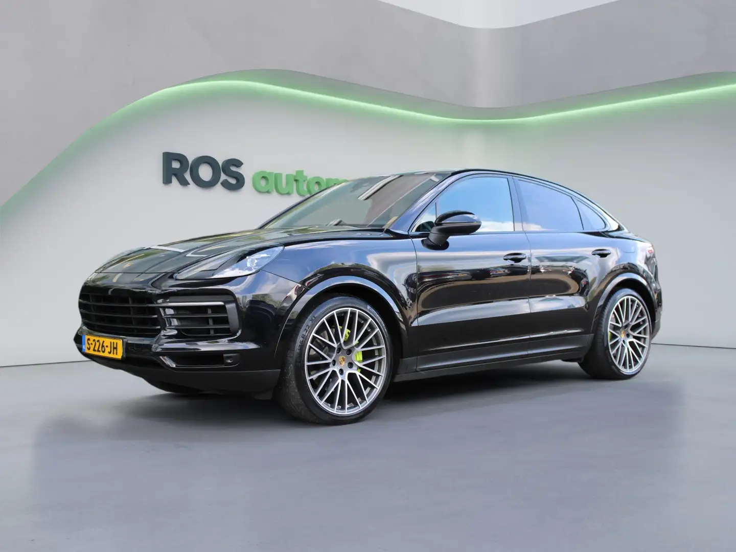 Porsche Cayenne Coupé 3.0 E-Hybrid | BOSE | LUCHTVERING | SPORTCHR Zwart - 2