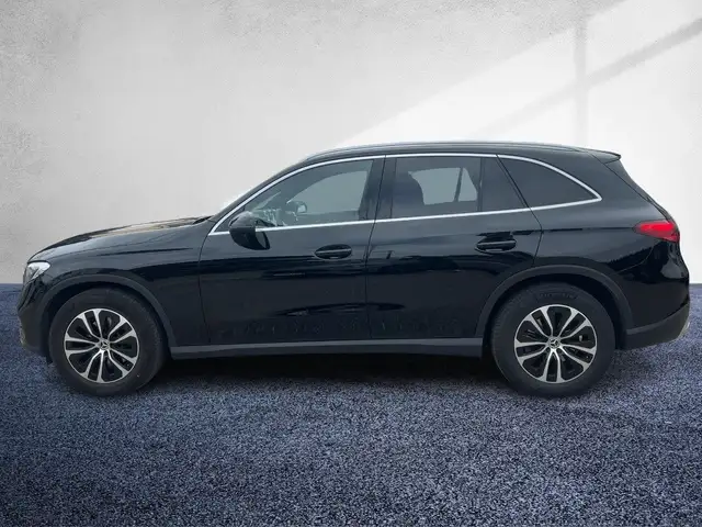 Mercedes-Benz GLC 200 d 4MATIC Österreich-Edition FAP PTS AHV Ansicht 3