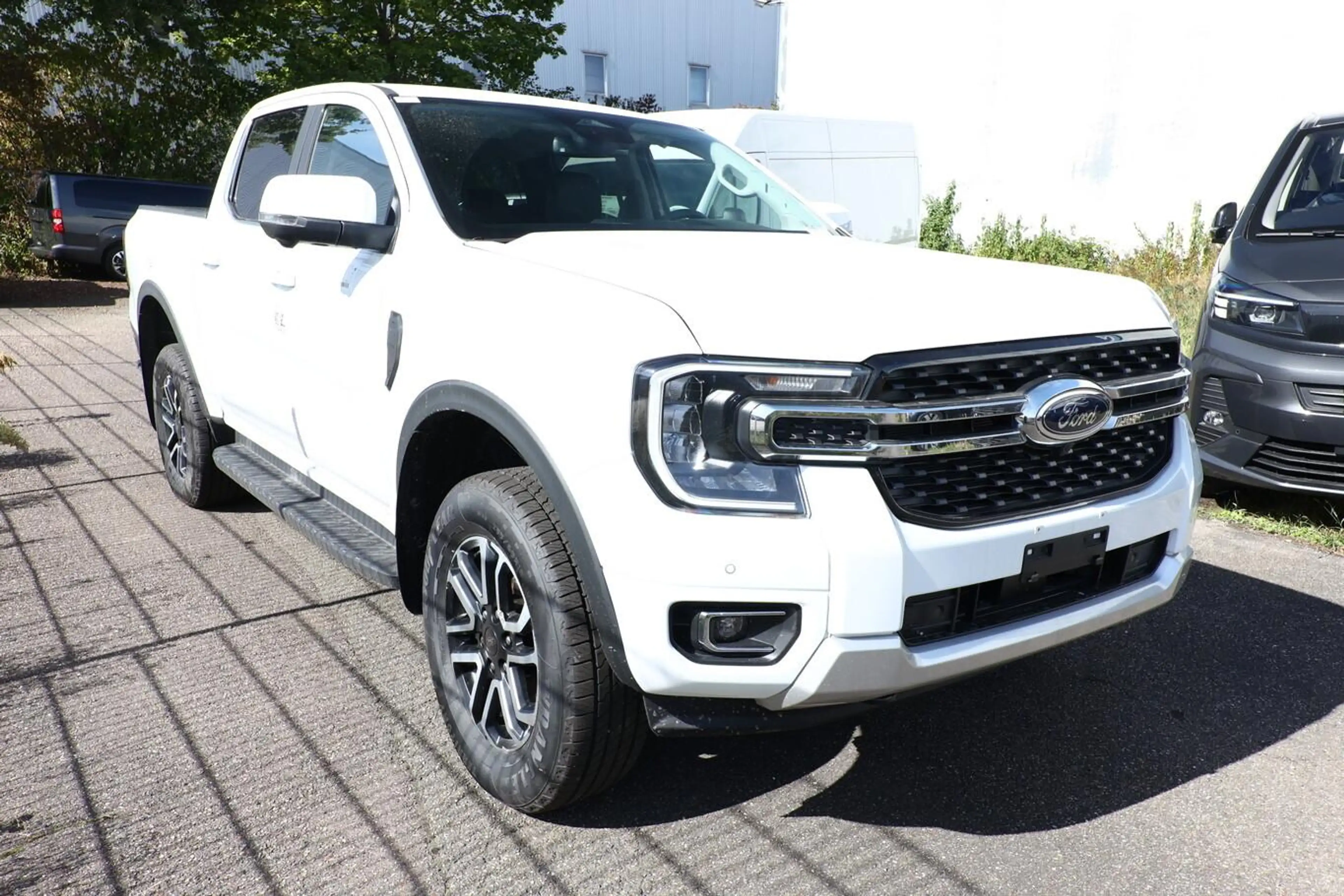 Ford Ranger Limited DoKa el.Rollo AHK ACC LED SHZ Nav 151 k... — photo 2