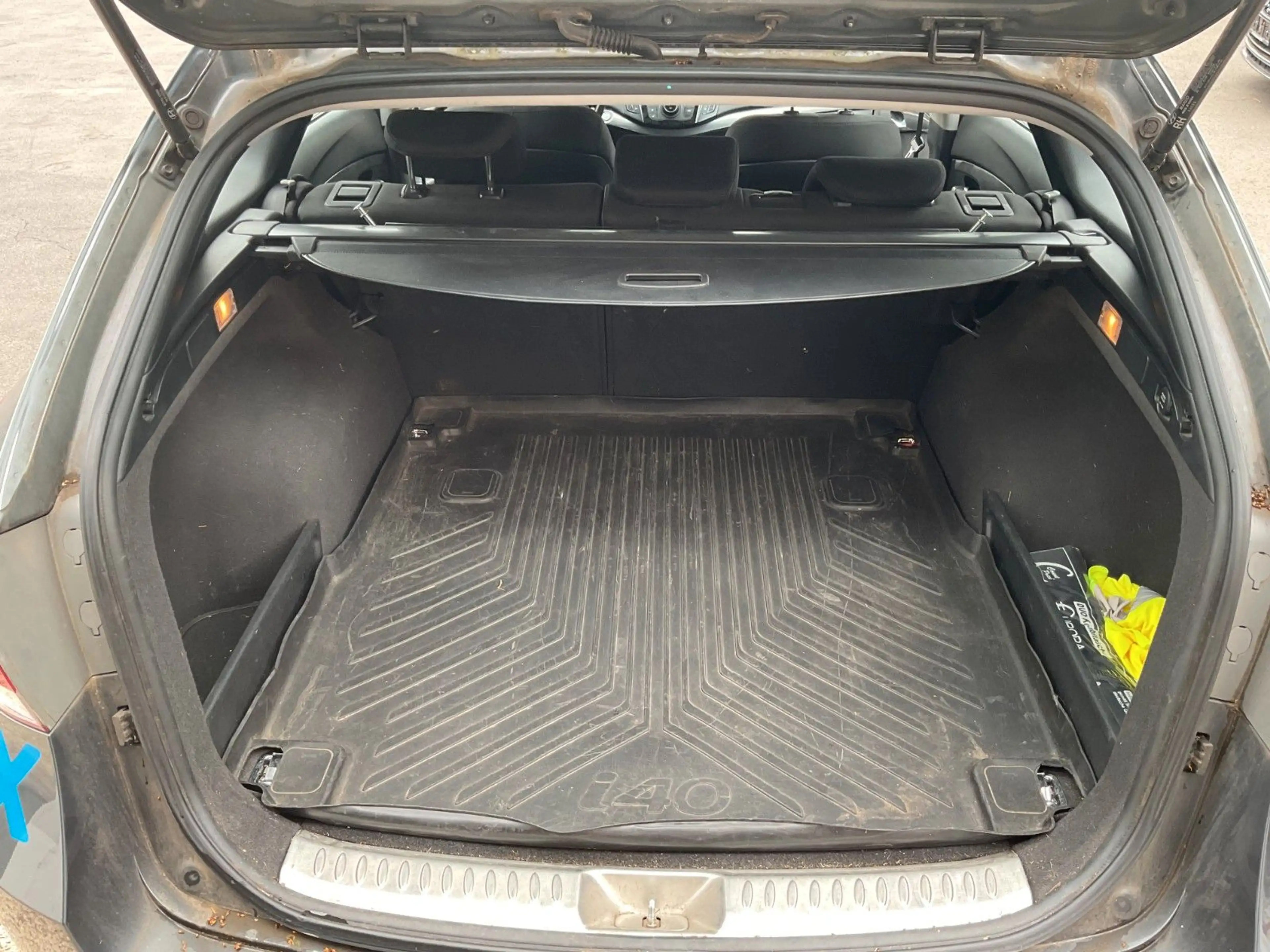 Hyundai i40 1.6 5 Star Edition LED Xenon PDC Klima Tempo — photo 11