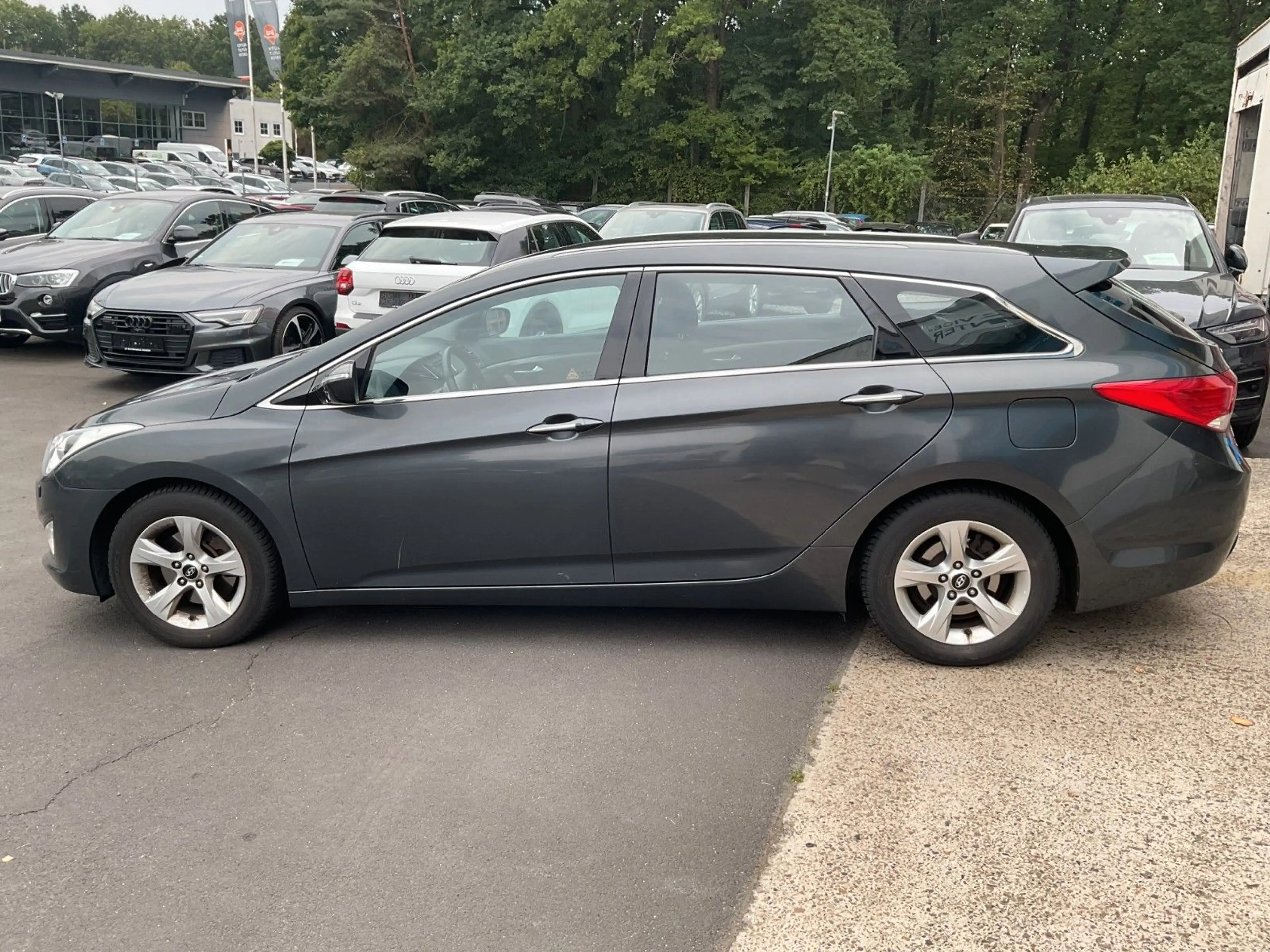 Hyundai i40 1.6 5 Star Edition LED Xenon PDC Klima Tempo — photo 8