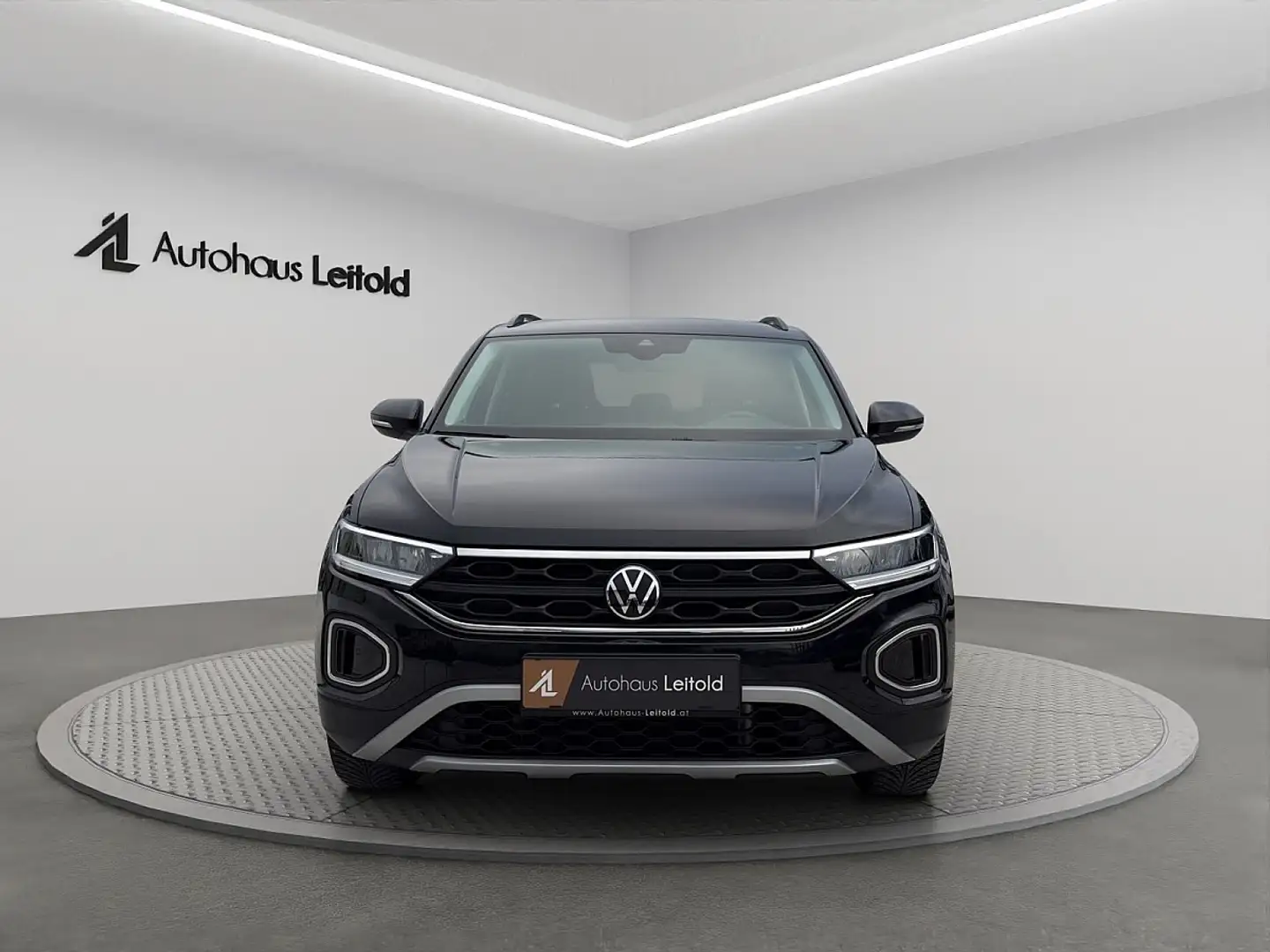 Volkswagen T-Roc 1,0 TSI Life GOAL LED ACC VIRTUAL NAVI PDC SIDE... Schwarz - 2