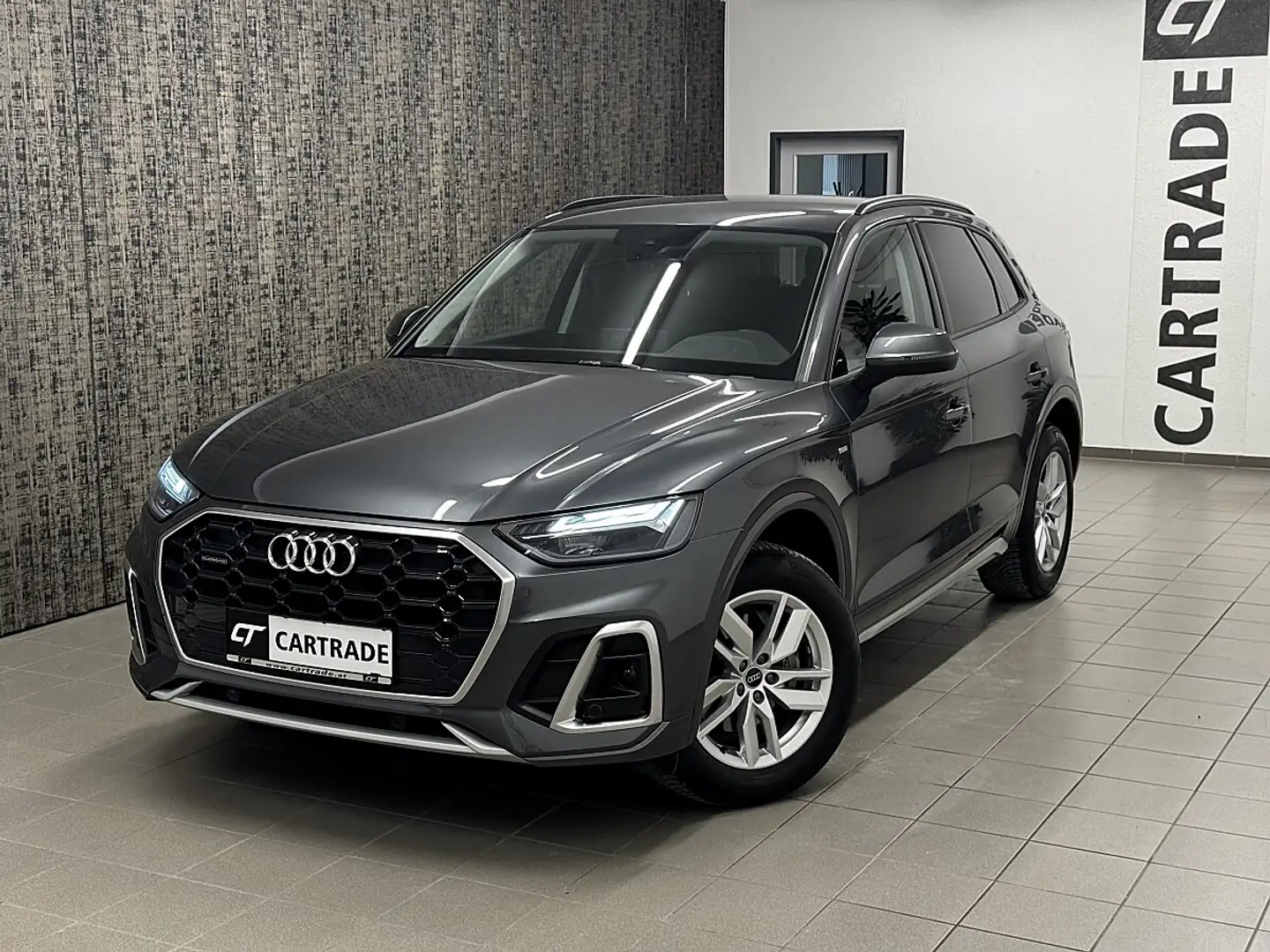 Audi Q5 40 TDI quattro S-line S-tronic / LED/ NAVI/ RÜC... Grau - 2