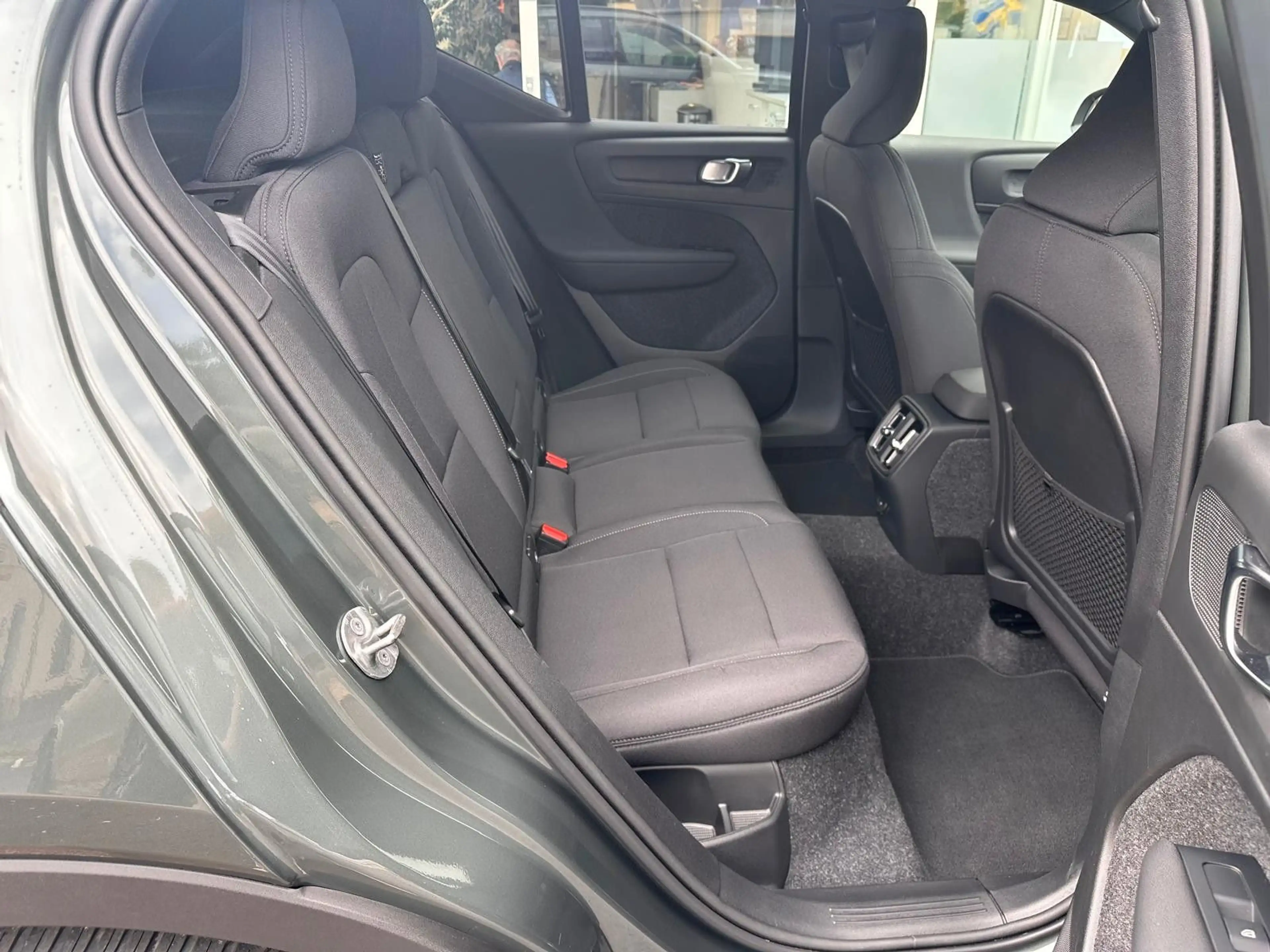 Volvo EX40 RWD Plus Dark 360°,WP,ACC,BLIS,Pixel LED — photo 17