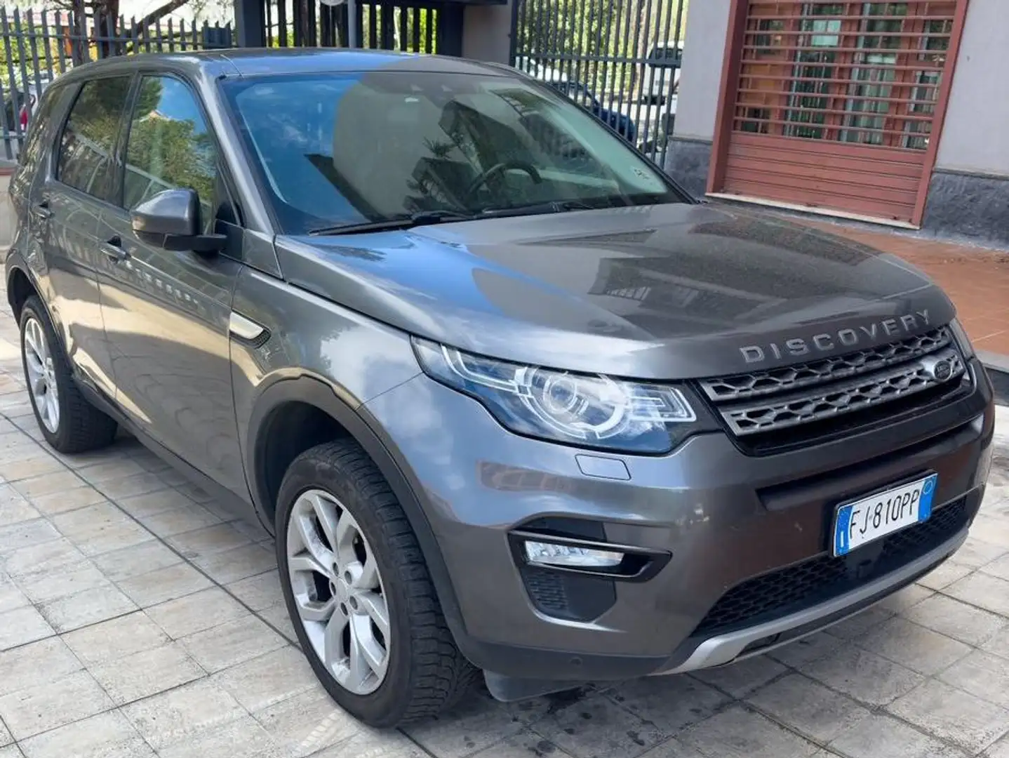 Land Rover Discovery Sport Discovery Sport I 2015 2.0 td4 HSE awd 180cv auto Grigio - 2