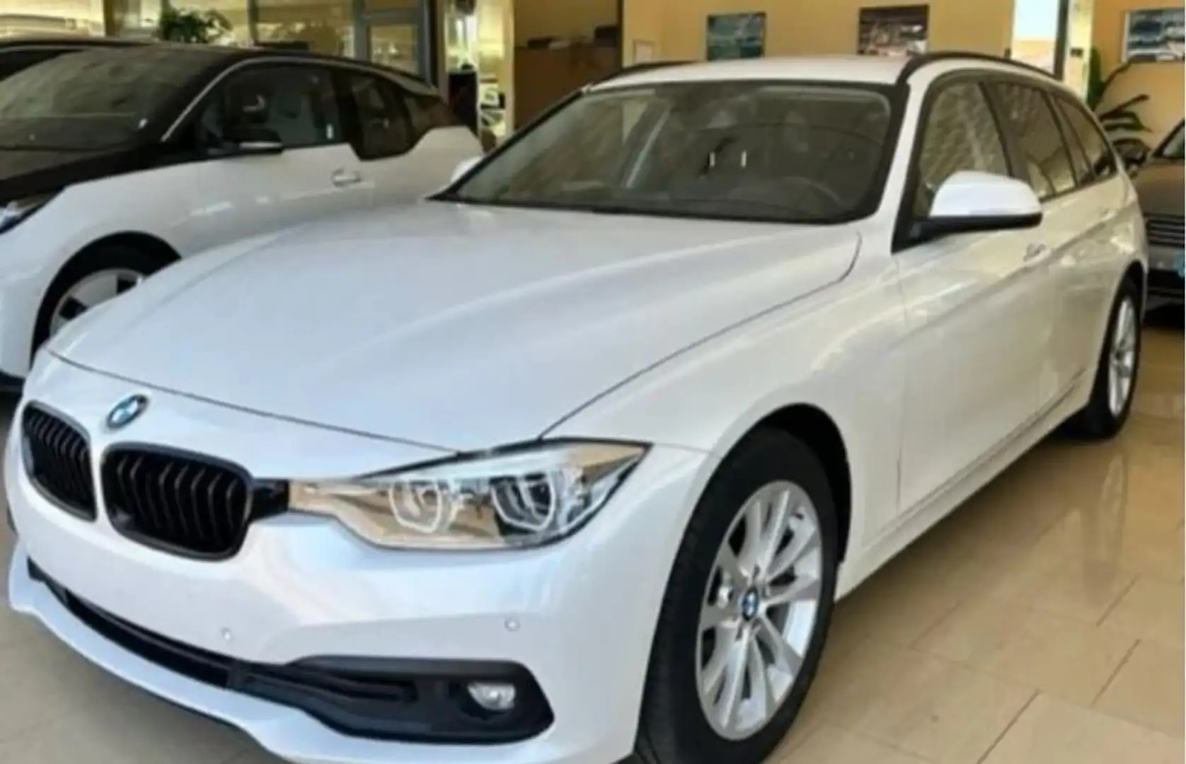 BMW 318 318d Gran Turismo Blanco - 1