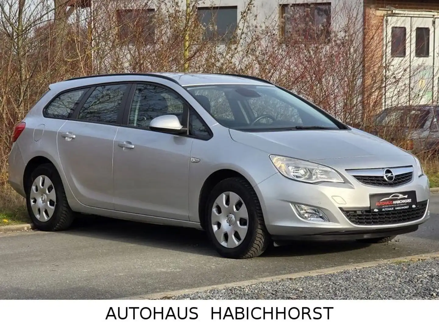 Opel Astra J Sports Tourer Edition/Automatik/1.Hand Silber - 1