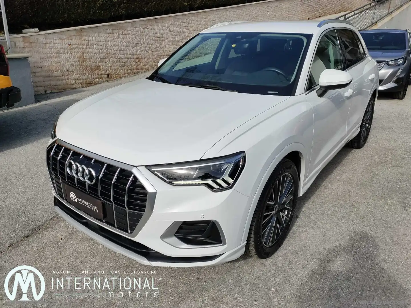 Audi Q3 35 TDI S tronic Business Advanced Blanc - 1