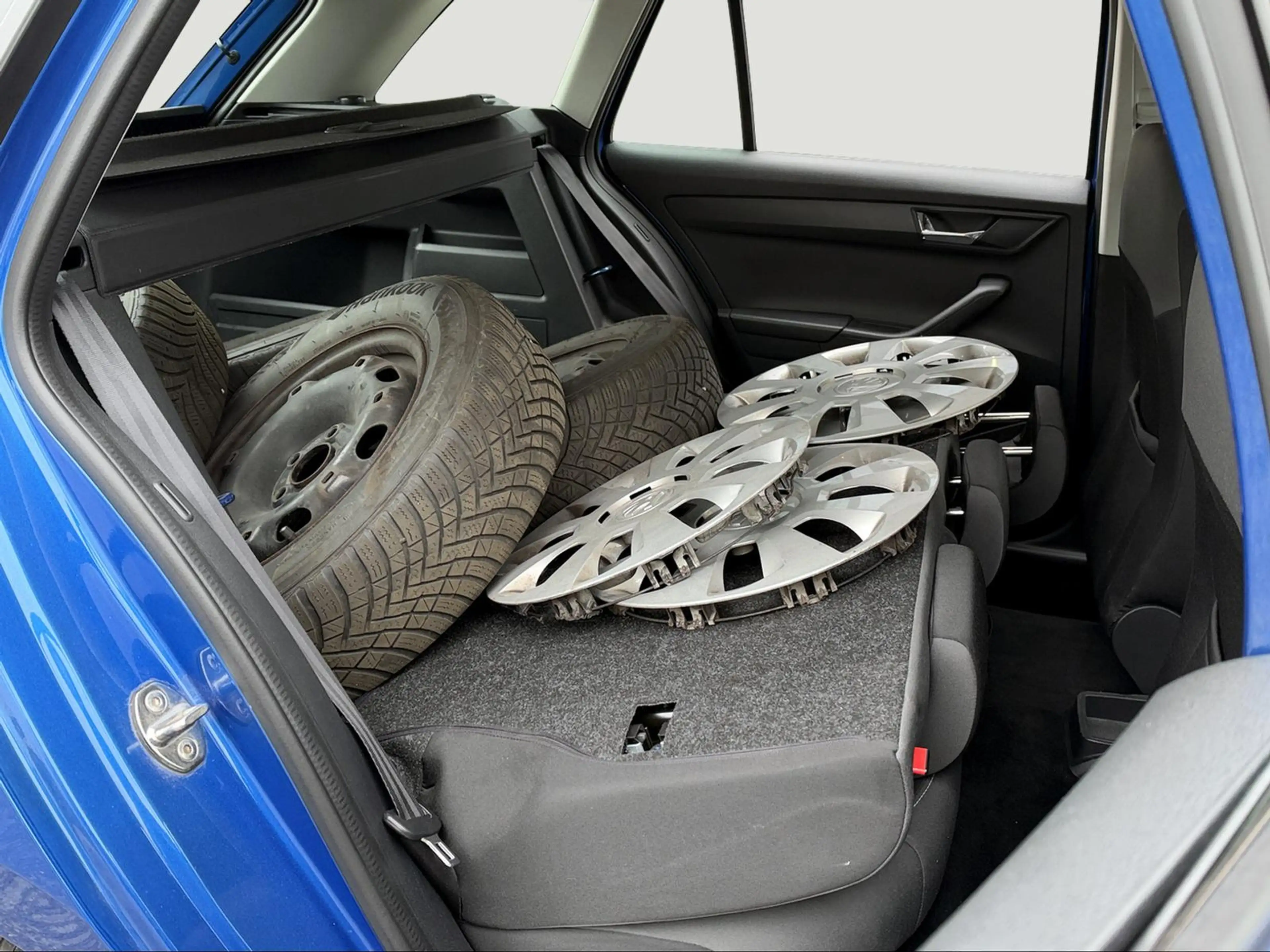 Skoda Fabia Ambition KLIMA/8-FACH/PDC/AHK — photo 7