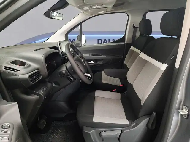 Citroen Berlingo view 10