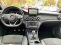 Mercedes-Benz A 200 A200 AMG-Line Voll-LED+Navi+Kamera+Sitzhzg Zwart - thumbnail 11