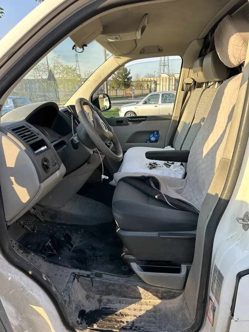 Volkswagen T5 - 1