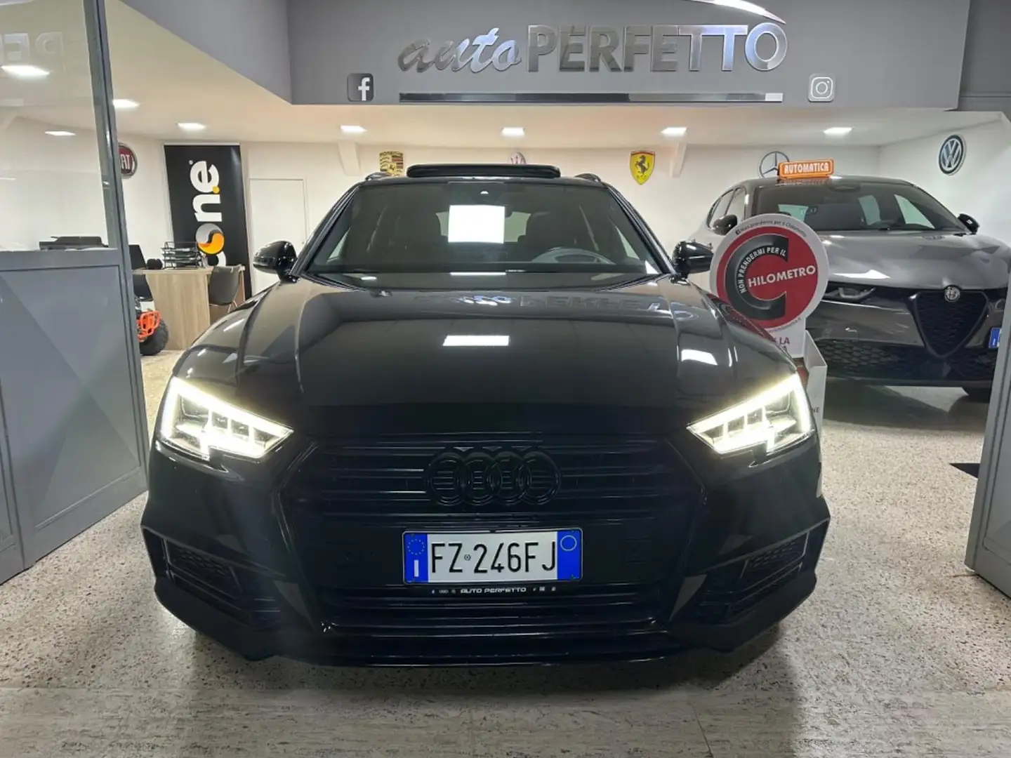 Audi A4 Avant 40 2.0 tdi ultra Design 190cv s-tronic - 1