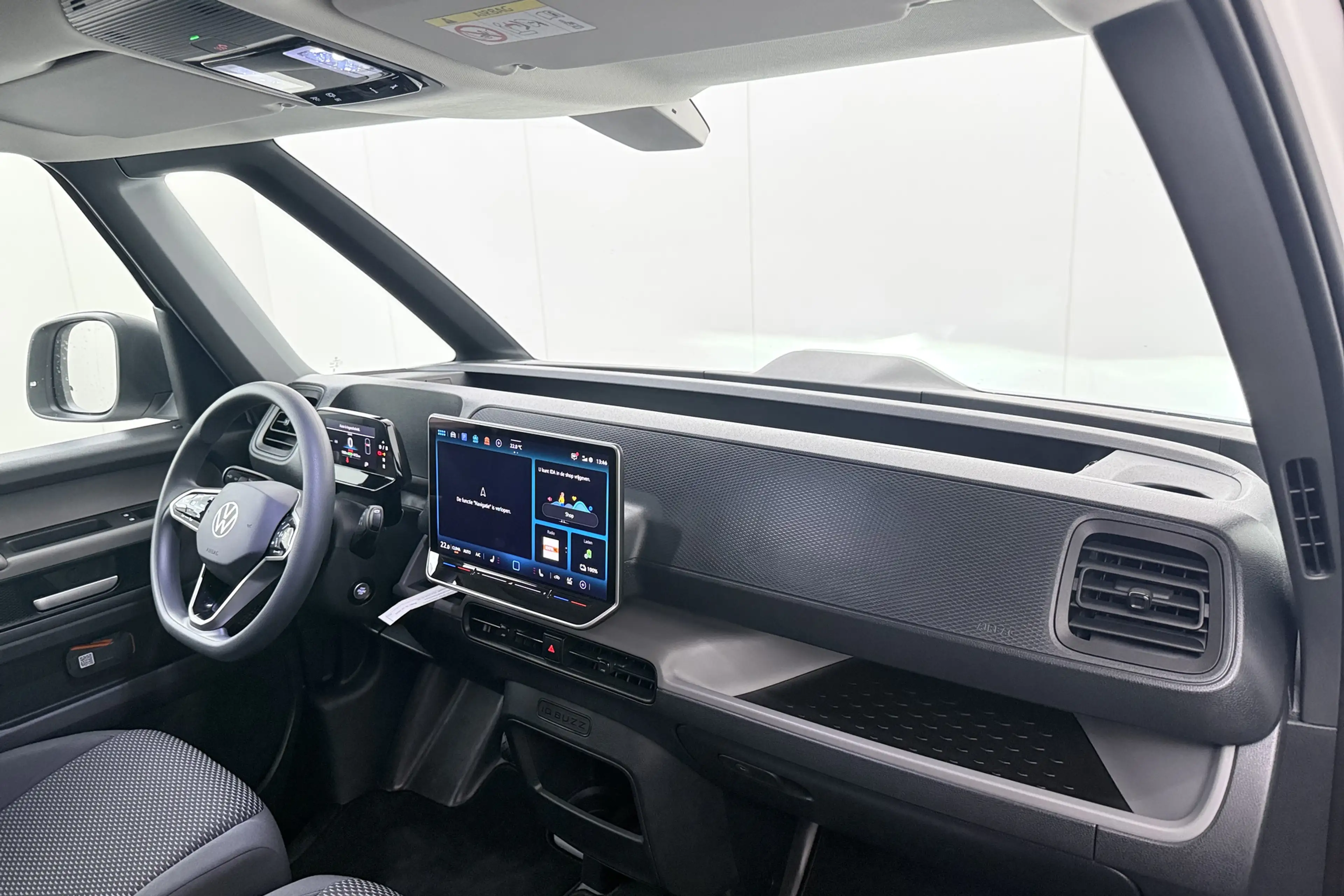 Volkswagen ID. Buzz Cargo Business 79 kWh Long Range 3-Pers Trekhaak Camera — photo 16