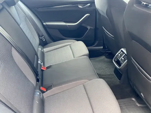 Skoda Octavia view 11