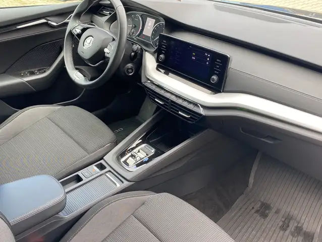 Skoda Octavia view 12