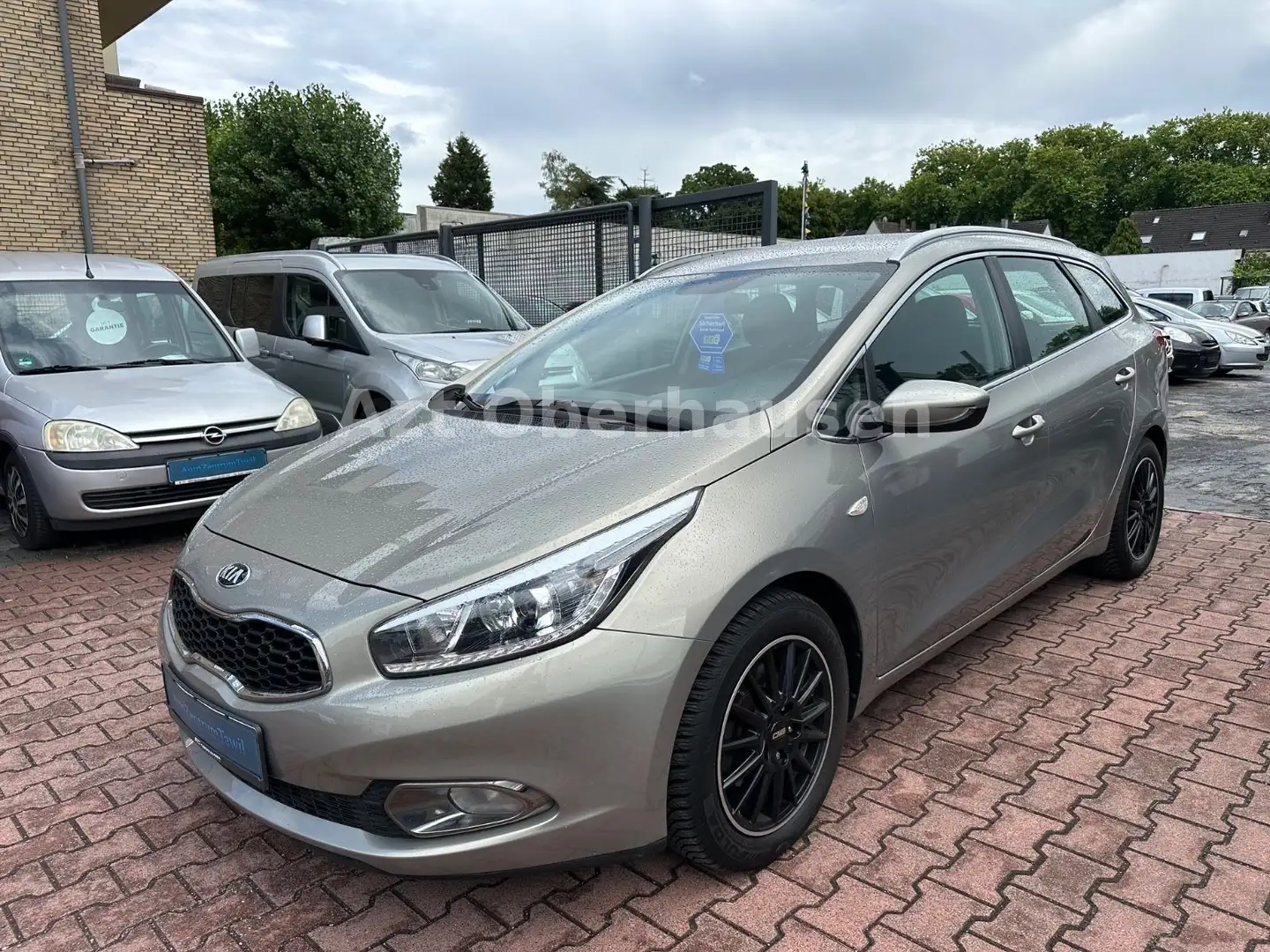 Kia Ceed SW / cee'd SW *KLIMA*TÜV 01/2027*ALU* Plateado - 2
