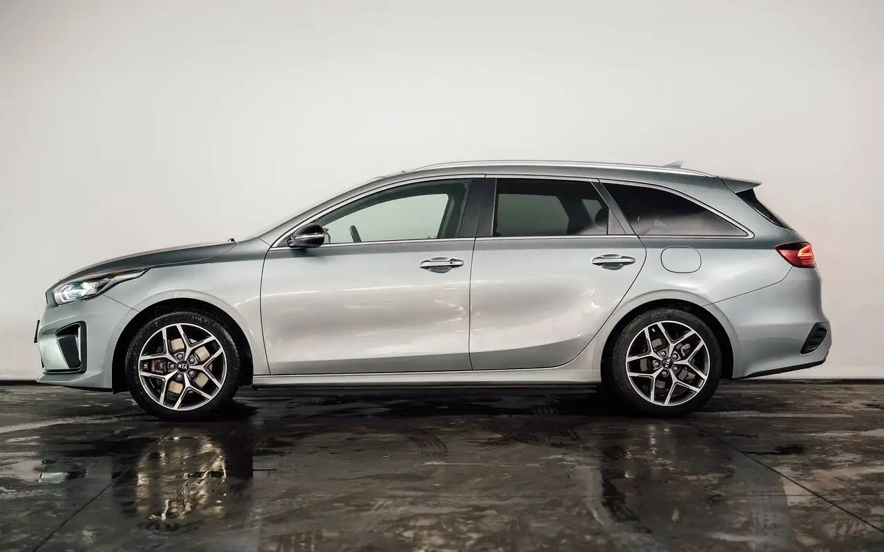 Kia Ceed SW 1.0 T-GDi GT-Line ISG Incl. Toit ouvrant Attelage, миниатюра 2