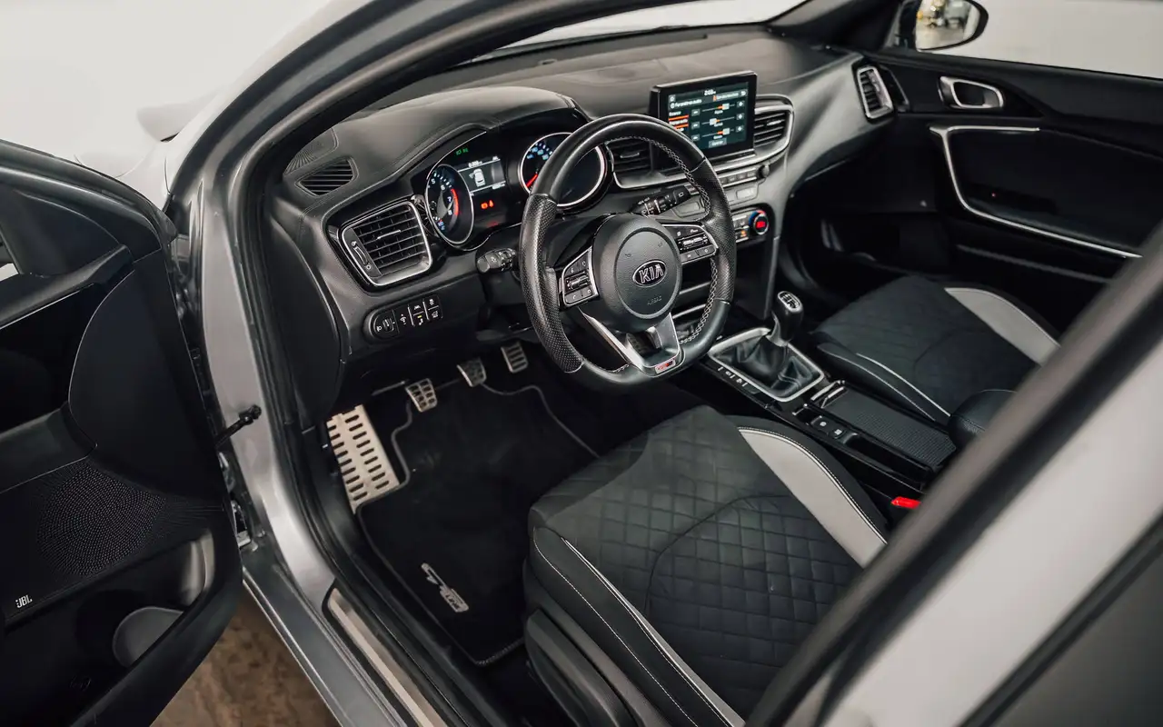 Kia Ceed SW 1.0 T-GDi GT-Line ISG Incl. Toit ouvrant Attelage, миниатюра 15