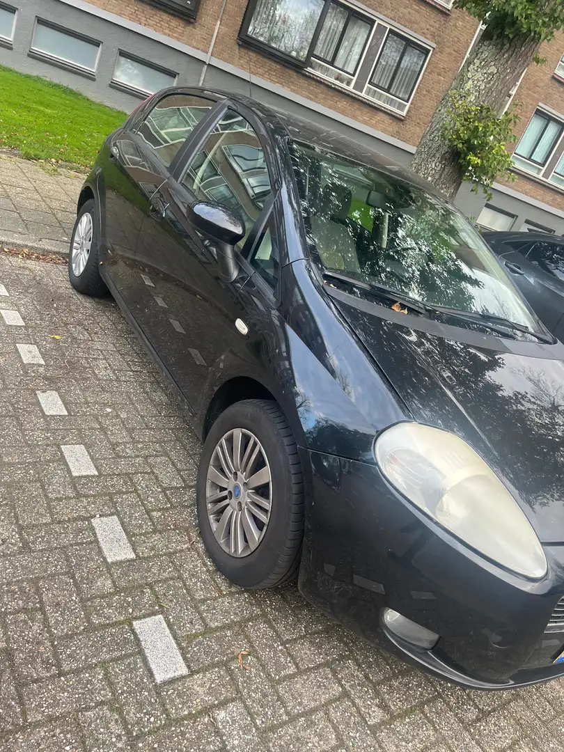 Fiat Punto Punto 1.4-16V Emotion Czarny - 2