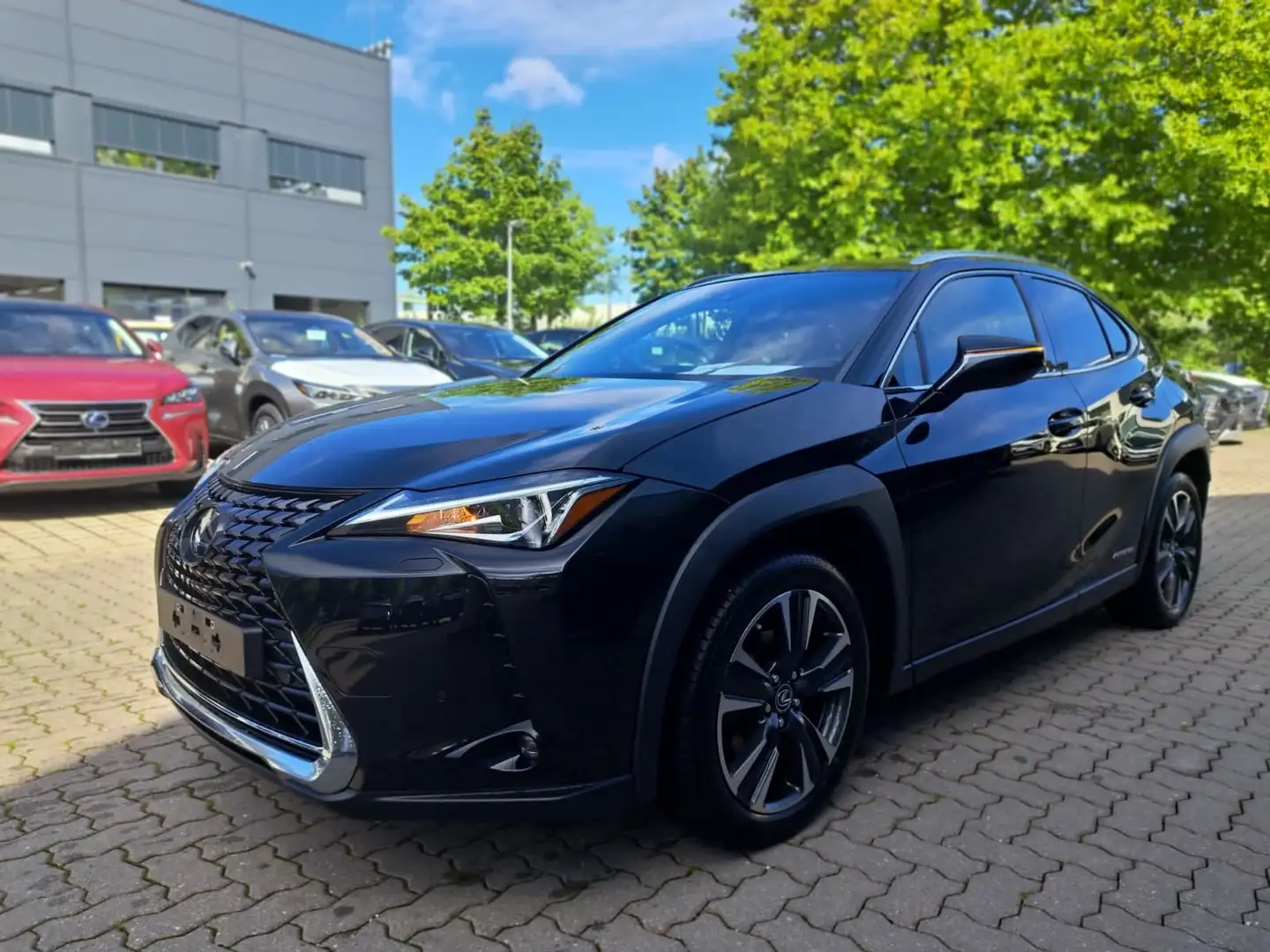 Lexus UX 250h UX250h Hybrid Style wenig KM* 8fach Bereift* uvm Schwarz - 1