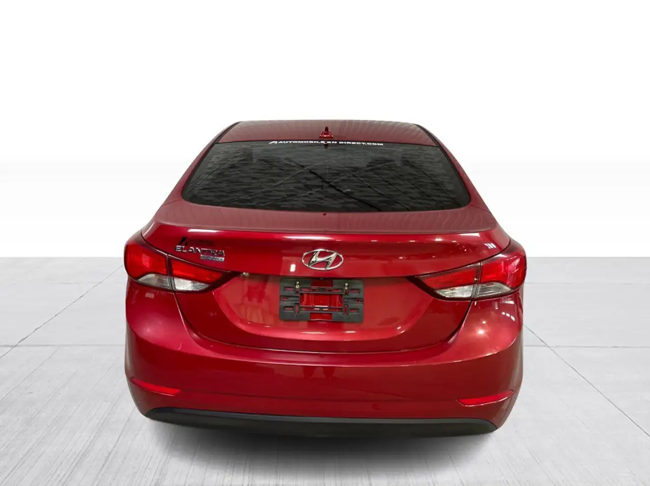 Hyundai ELANTRA photo Hyundai ELANTRA