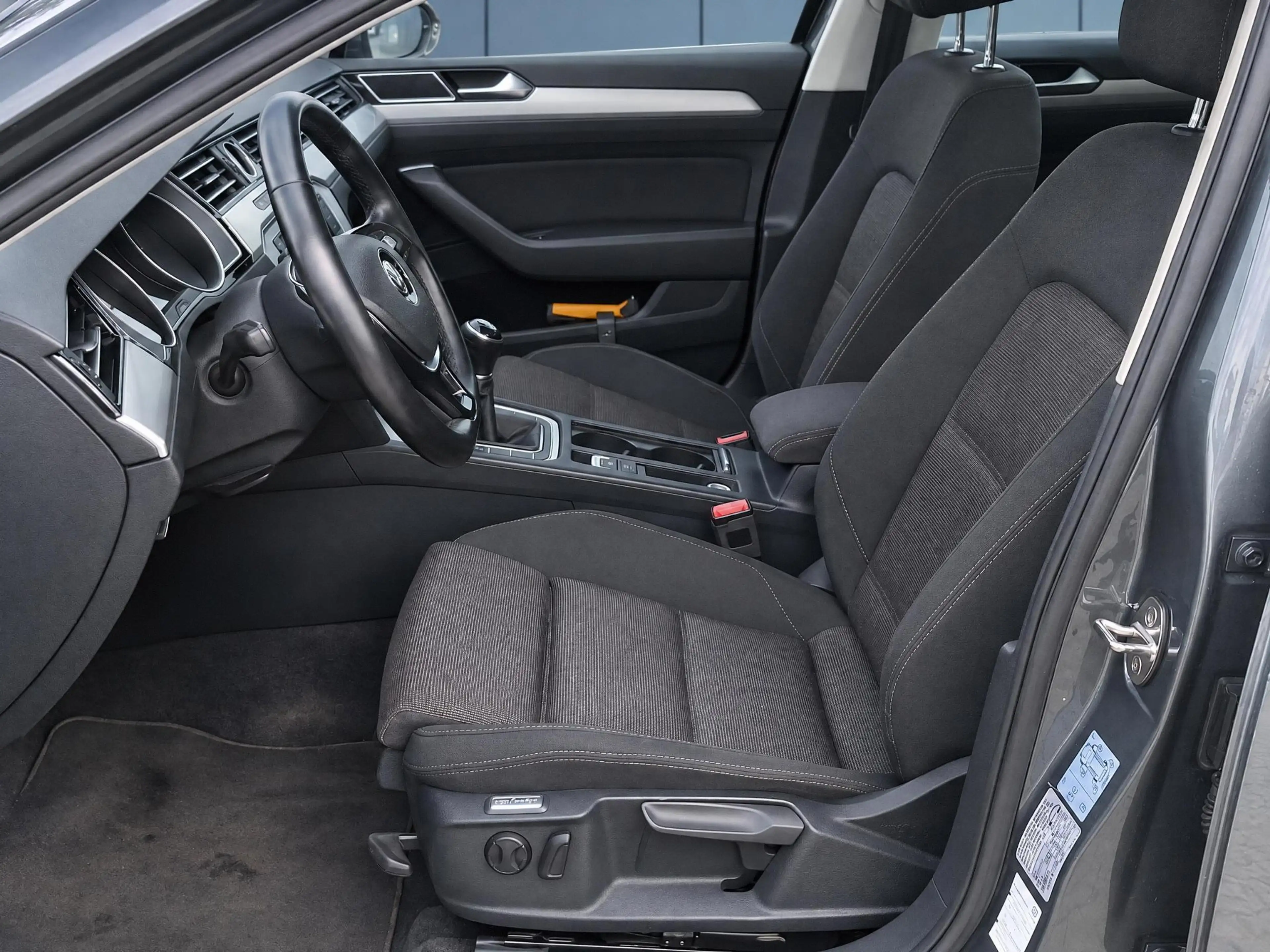Volkswagen Passat Variant 1.6 TDI Comfortline | Climate controle | Cruise co — photo 4