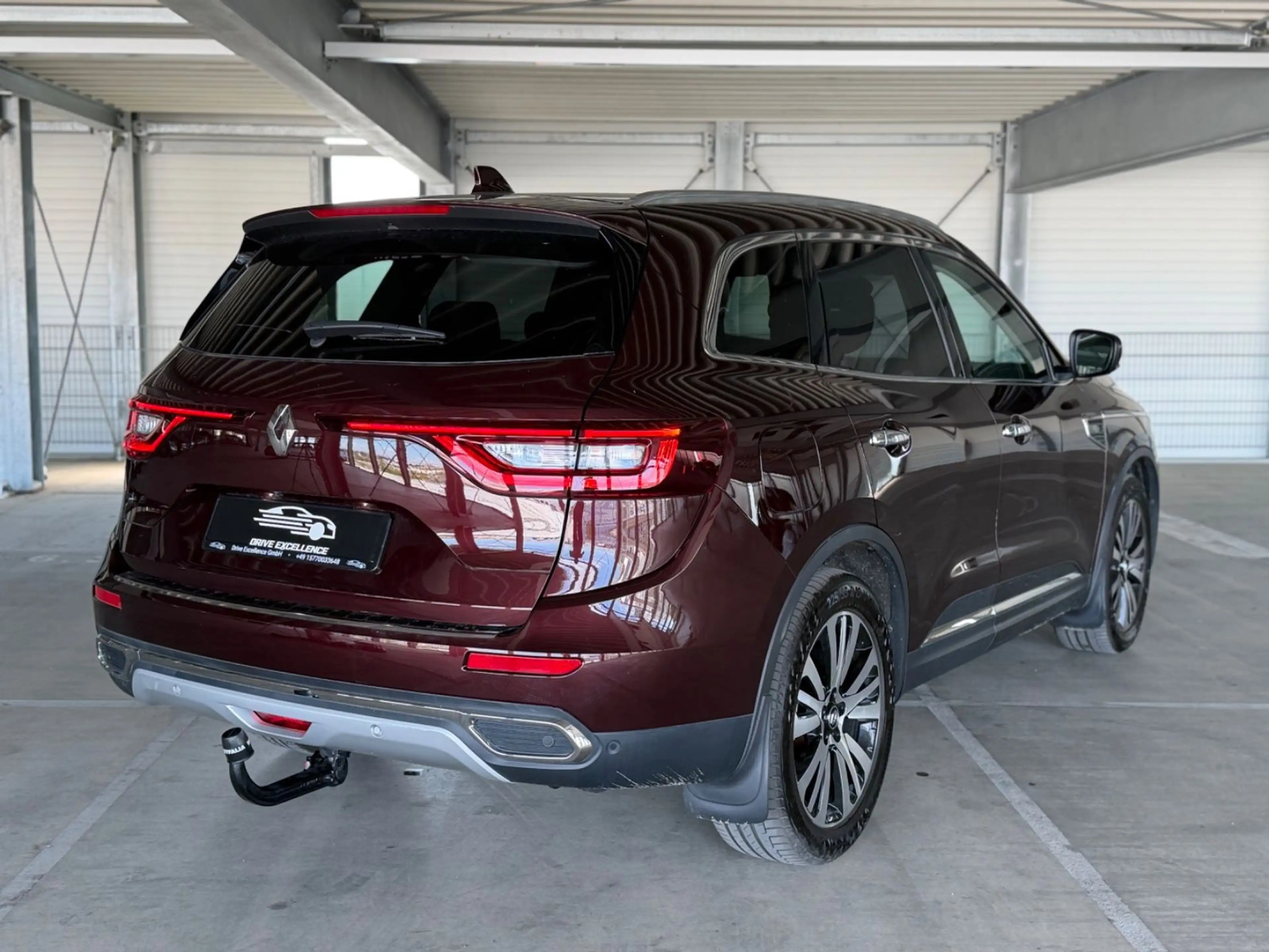 Renault Koleos Initiale AUT AHK RKAM CarPl TEMP MAS PANO — photo 8