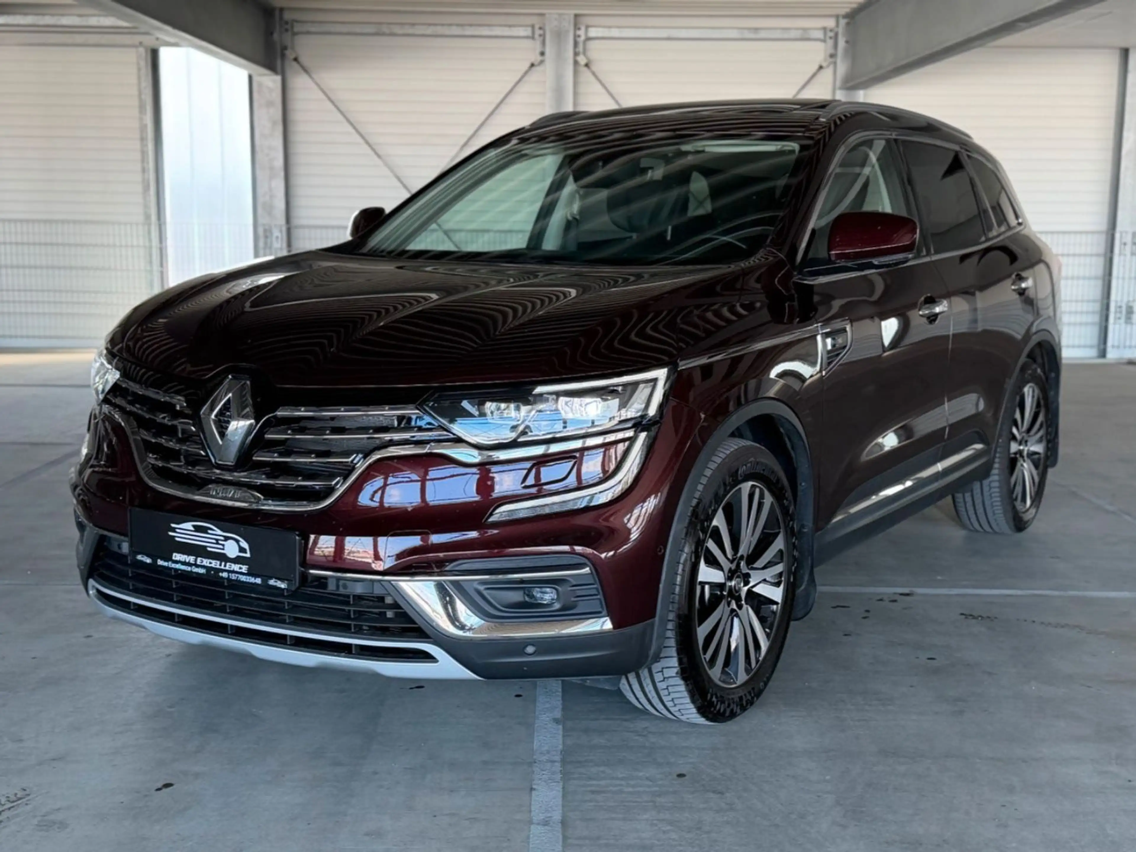 Renault Koleos Initiale AUT AHK RKAM CarPl TEMP MAS PANO — photo 4