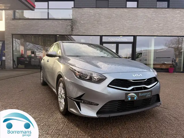 Kia Ceed / cee'd CEE'D MHEV Carplay/Navi/Lane Keep-Front Assist/...