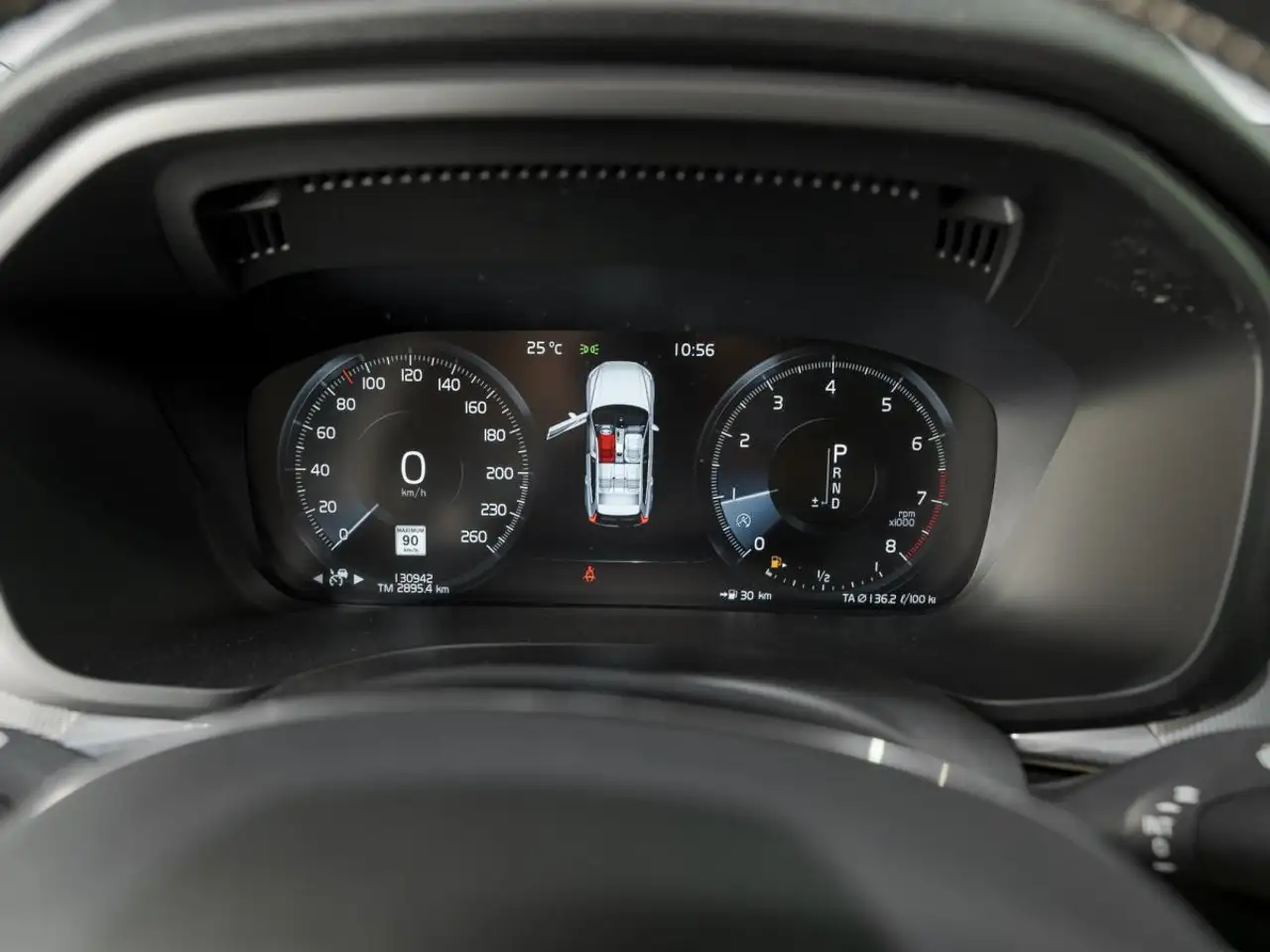 Volvo XC60 снимка Volvo XC60