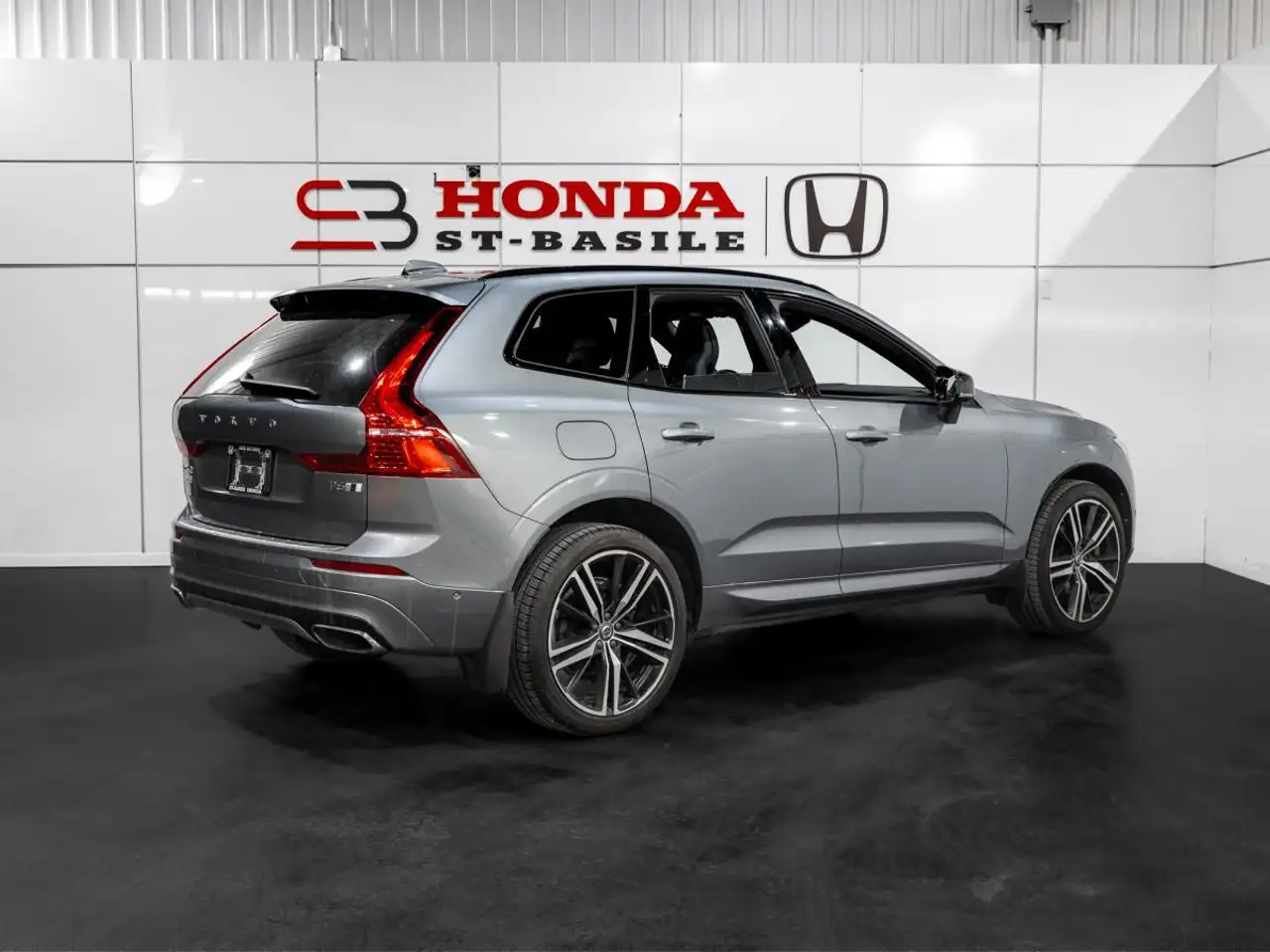 Volvo XC60 снимка Volvo XC60