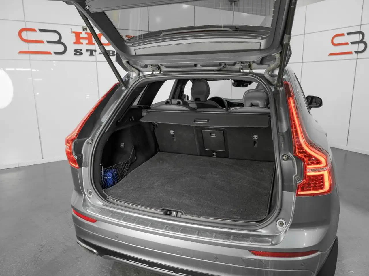 Volvo XC60 снимка Volvo XC60
