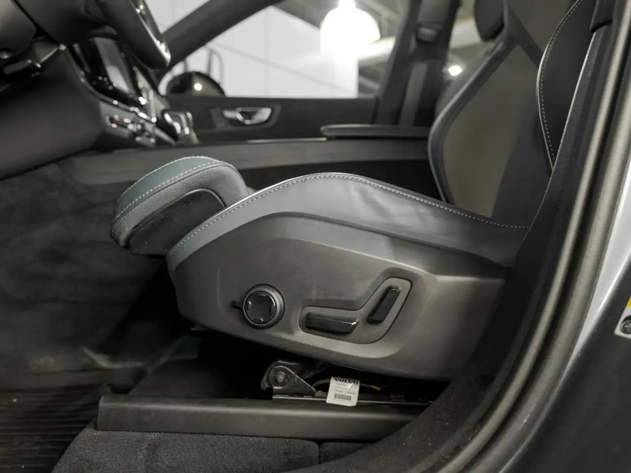 Volvo XC60 снимка Volvo XC60