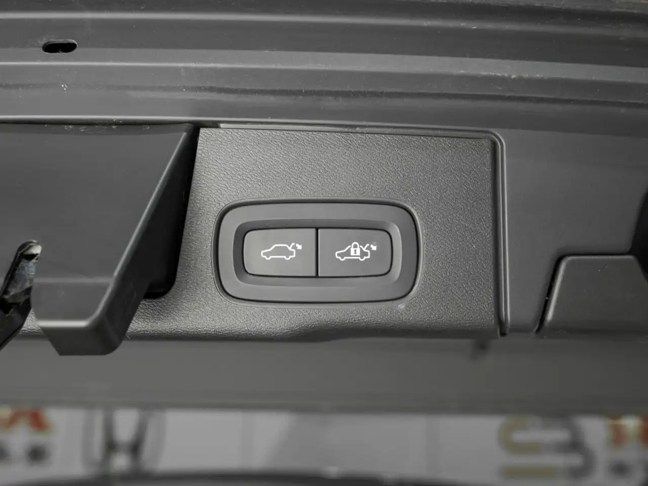 Volvo XC60 снимка Volvo XC60
