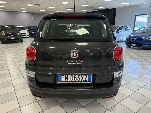 Fiat 500l view 9