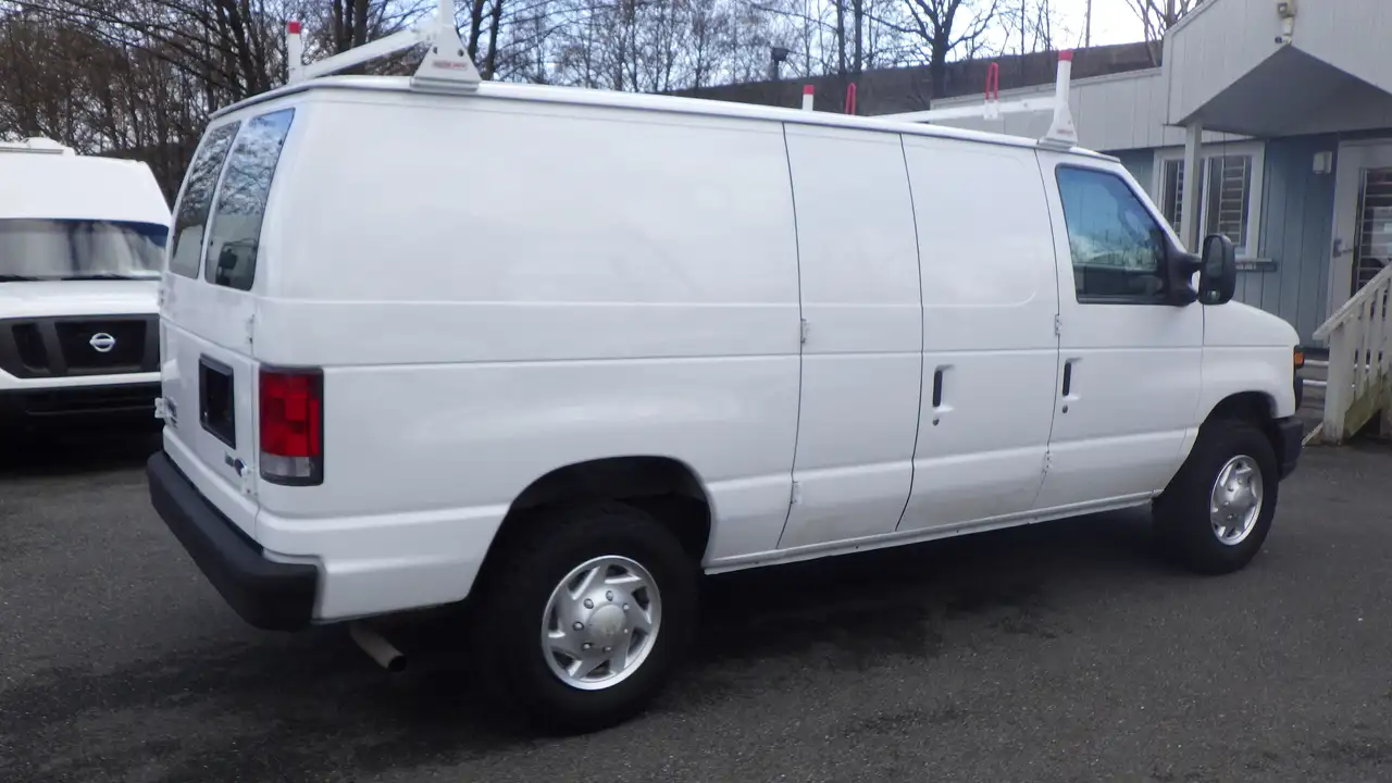 Ford Econoline снимка Ford Econoline